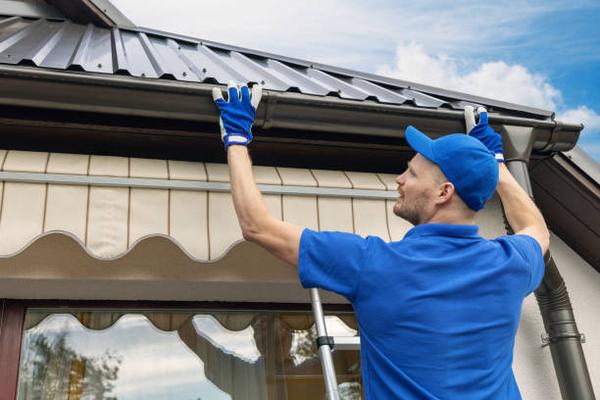 Maypearl Roofing Installation: Improving Home Safety and Style